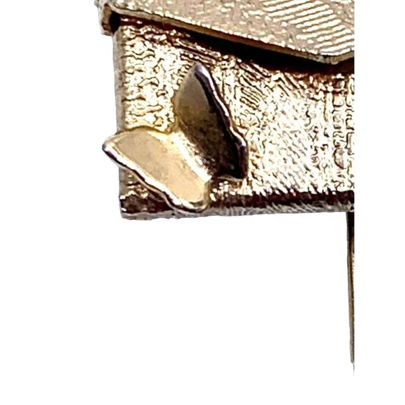 Vintage Womens Lapel Stick Pin Gold Tone Metallic Envelope Butterfly Detail - Picture 5 of 7